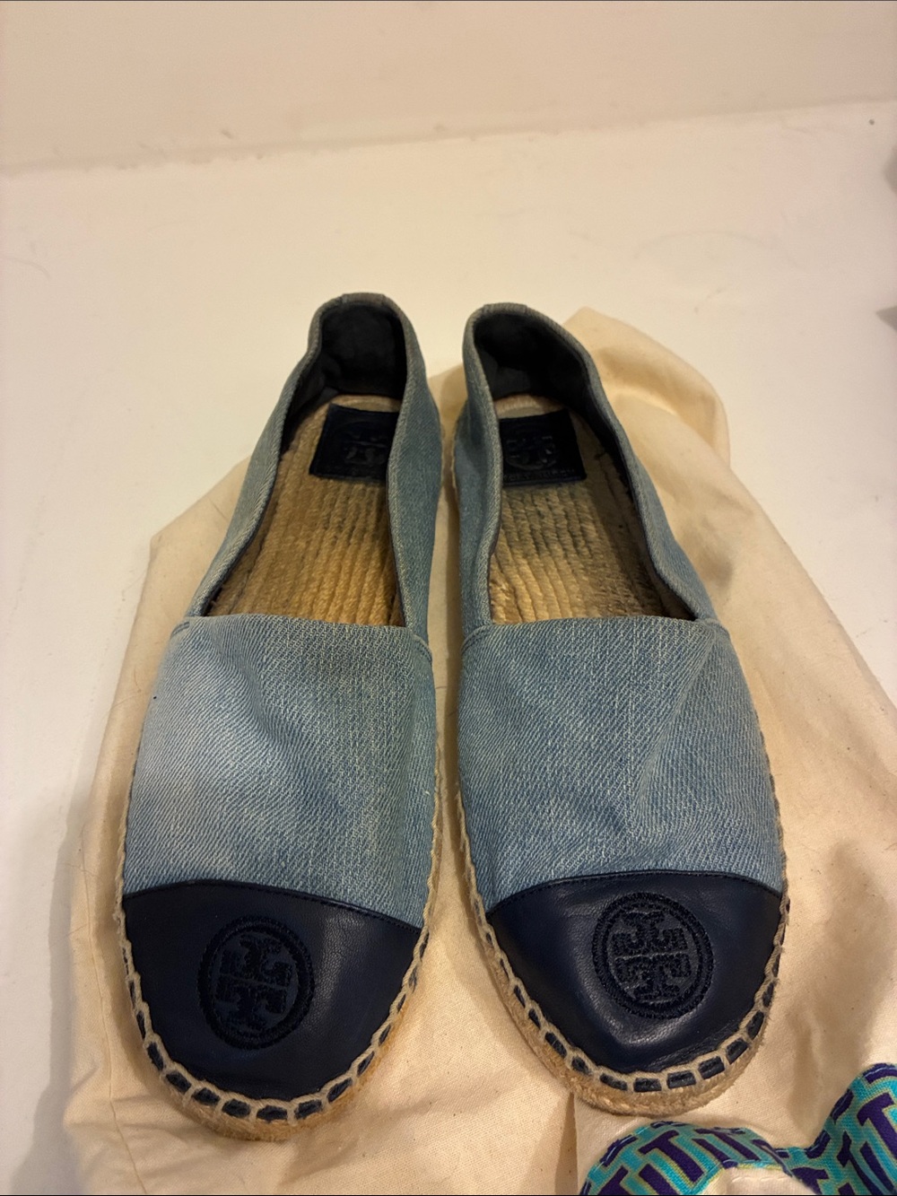 Tory Burch Denim Espadrille Flats Size 9 Blue Logo Cap Toe Coastal Designer Bag